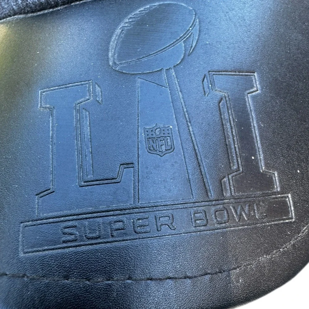 New‎ England Patriots Super Bowl LI Champions New Era 9FORTY Hat strapback EUC